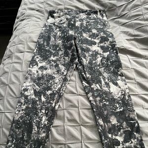 Zobha High-Waist Leggings (M)